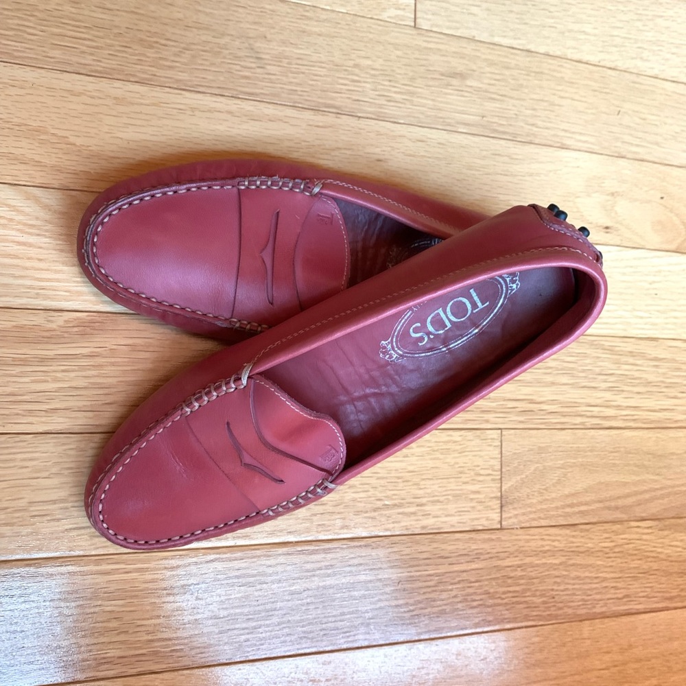 Tod’s Women’s City Gommino Driving Shoes US 6.5